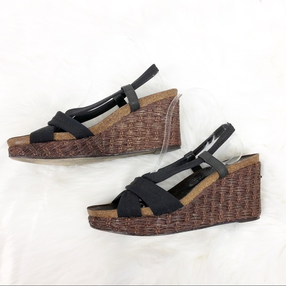 Donald Pliner | Woven Stretch Black Wedge Sandals - Picture 2 of 7
